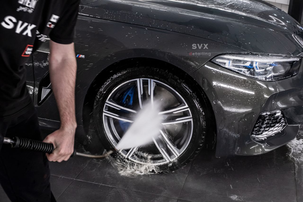 Автомойка детейлинг кузова автомобиля в Екатринбурге – узнать цены в SVX  detailing