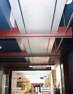 Стеклянные полы с гравировкой фото