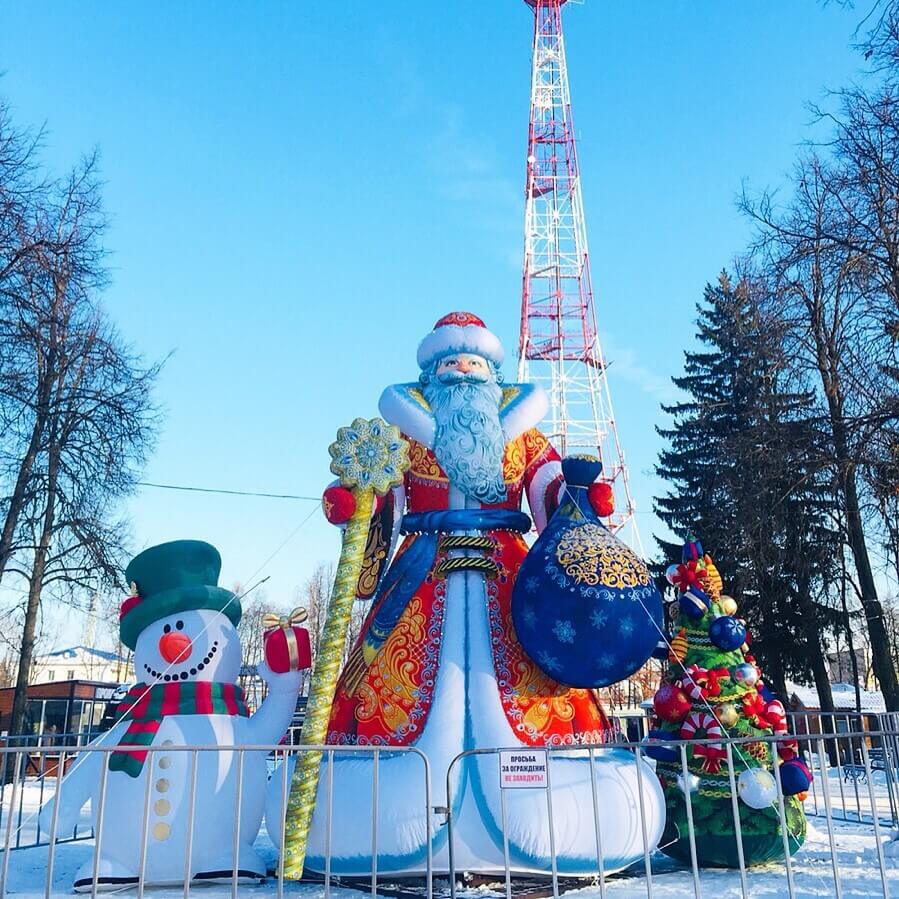 Дед Мороз в парке Николаева
