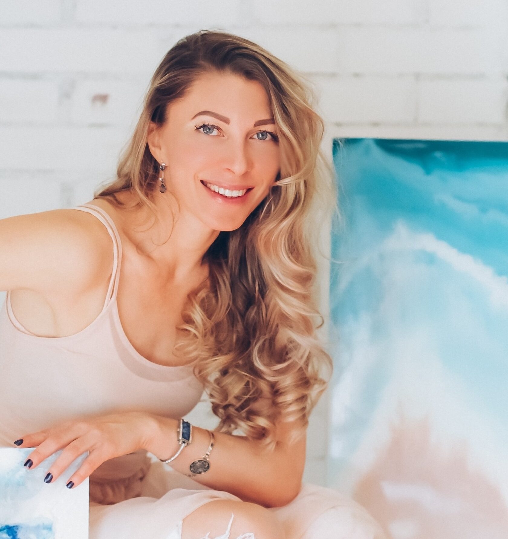 Педагог по рисованию и школа рисования