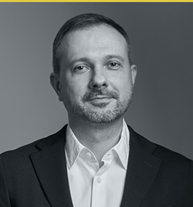 Максим Карпов