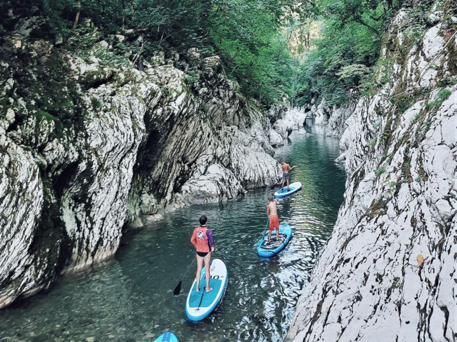 Лучшие экскурсии в сочи. Мост скайбридж в сочи. Сочи экскурсии и развлечения. Экскурсии из сочи. Сочи экскурсии.