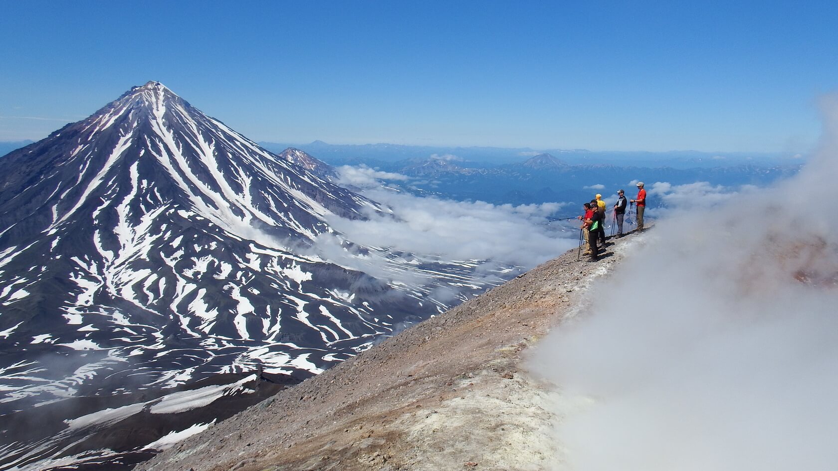 Восхождение на Авачинский вулкан Камчатка
