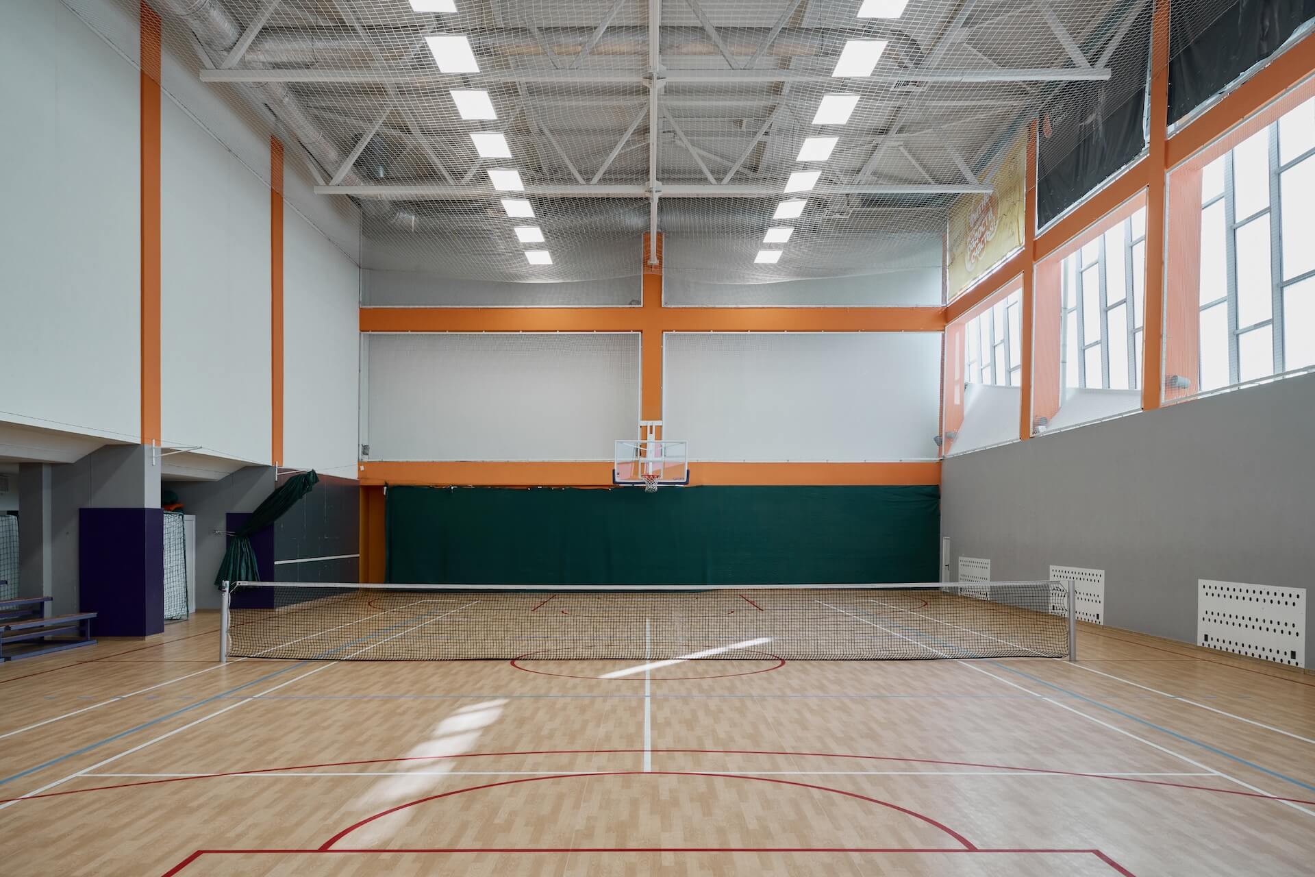 Интерьер клуба Orange Fitness на Кубанской набережной в Краснодаре