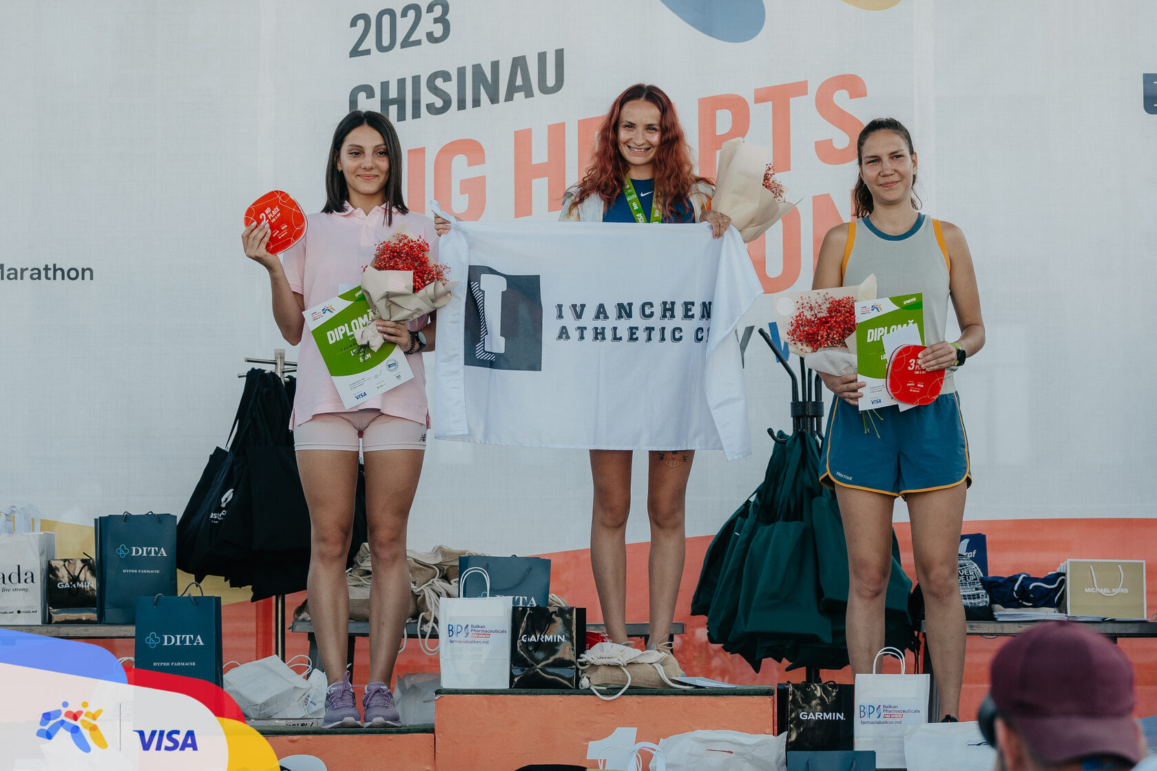 Тысячи атлетов из десятков стран: состоялся Chisinau Big Hearts Marathon  powered by Visa