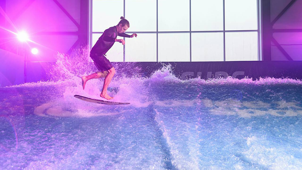 фото нанесения макияжа на лицо девушки 