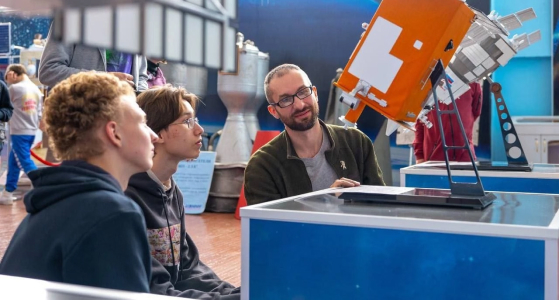 Студенты в музее космонавтики