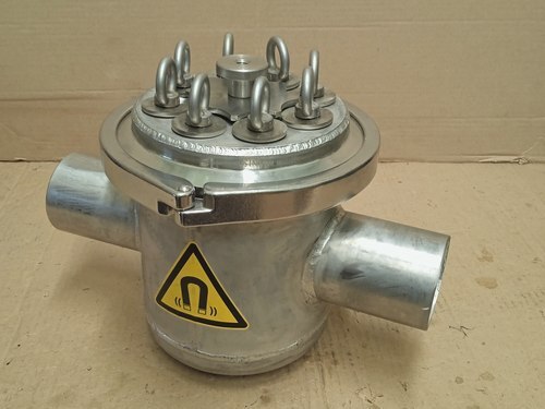 Магнитный проточный сепаратор СМЖ