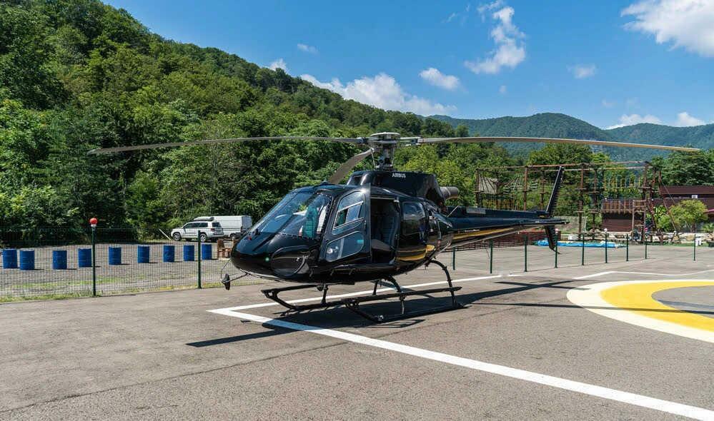 Аренда вертолета Eurocopter AS350 | прокат вертолета Eurocopter с пилотом