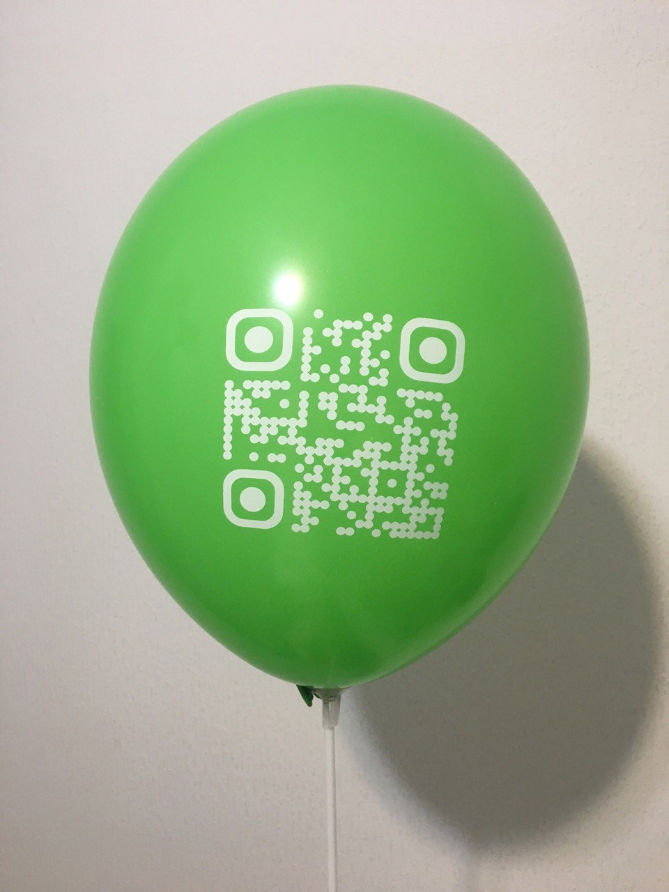 Печать qr-кода на воздушных шарах фарадей промо в СПб