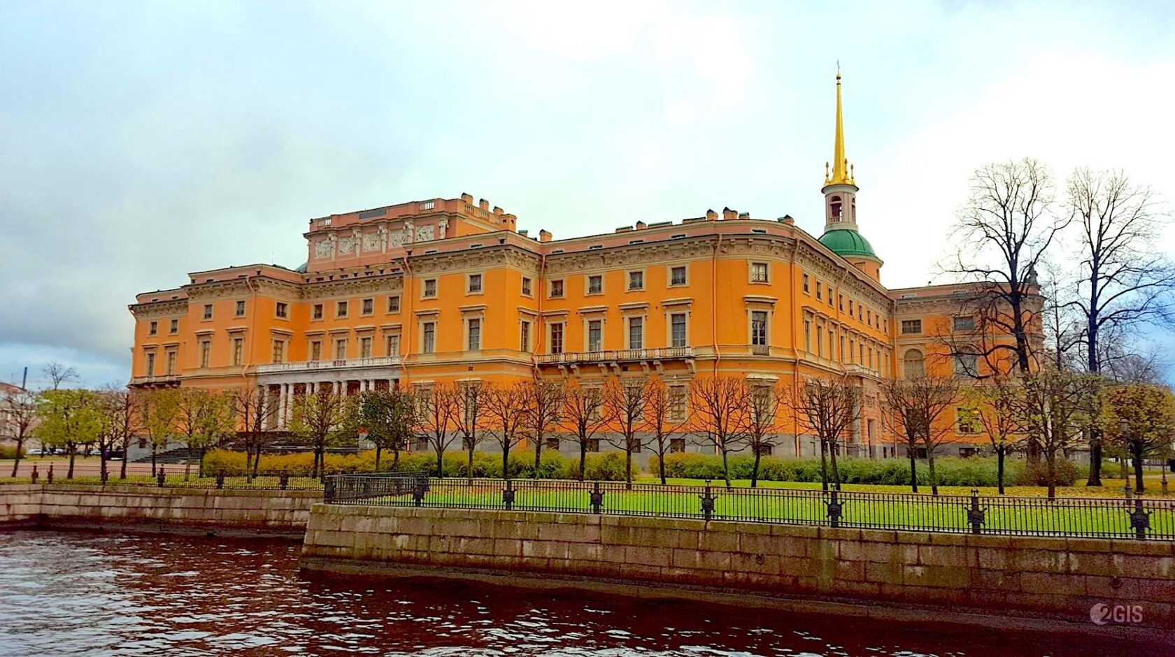 Михайловский санкт петербург. Дворец Павла 1 в Санкт-Петербурге. Михайловский инженерный замок в Санкт-Петербурге. Михайловский замок Баженов. Михайловский замок (1797 – 1801).