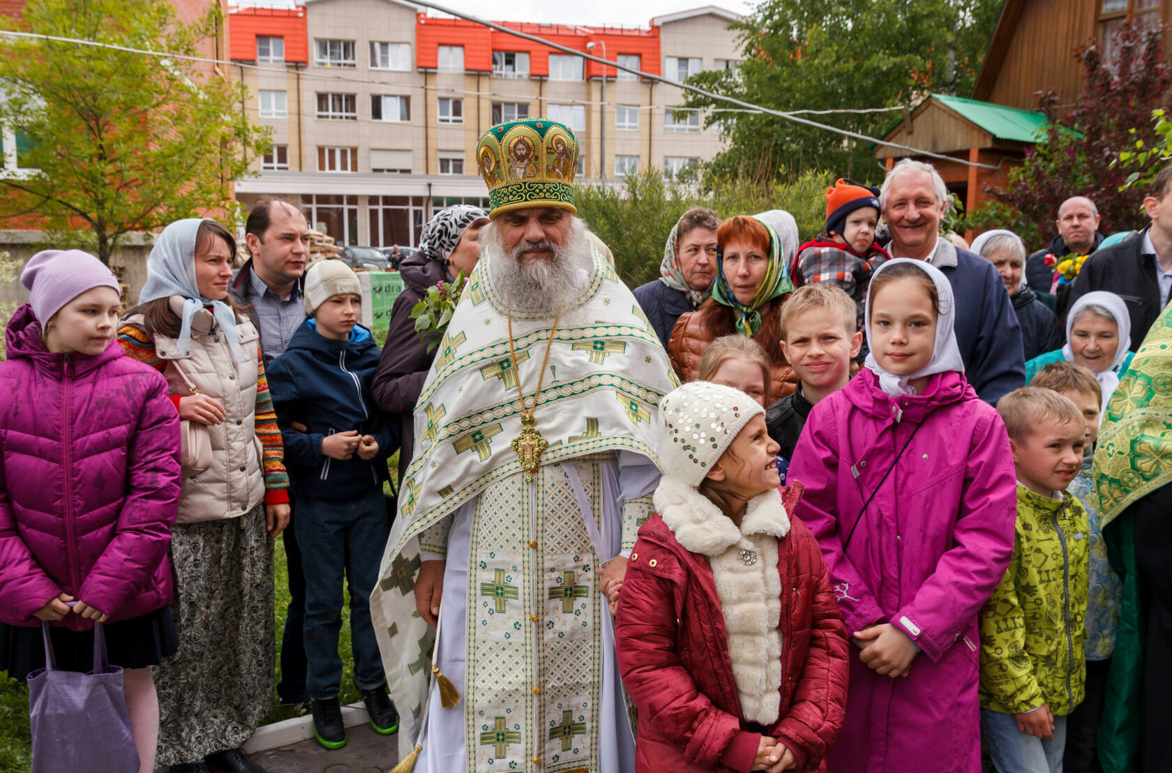 Протоиерей Иоанн Монаршек и дети