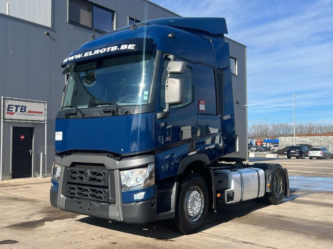 Тягачи из Германии в Москве - Купить для юридических и физических лиц