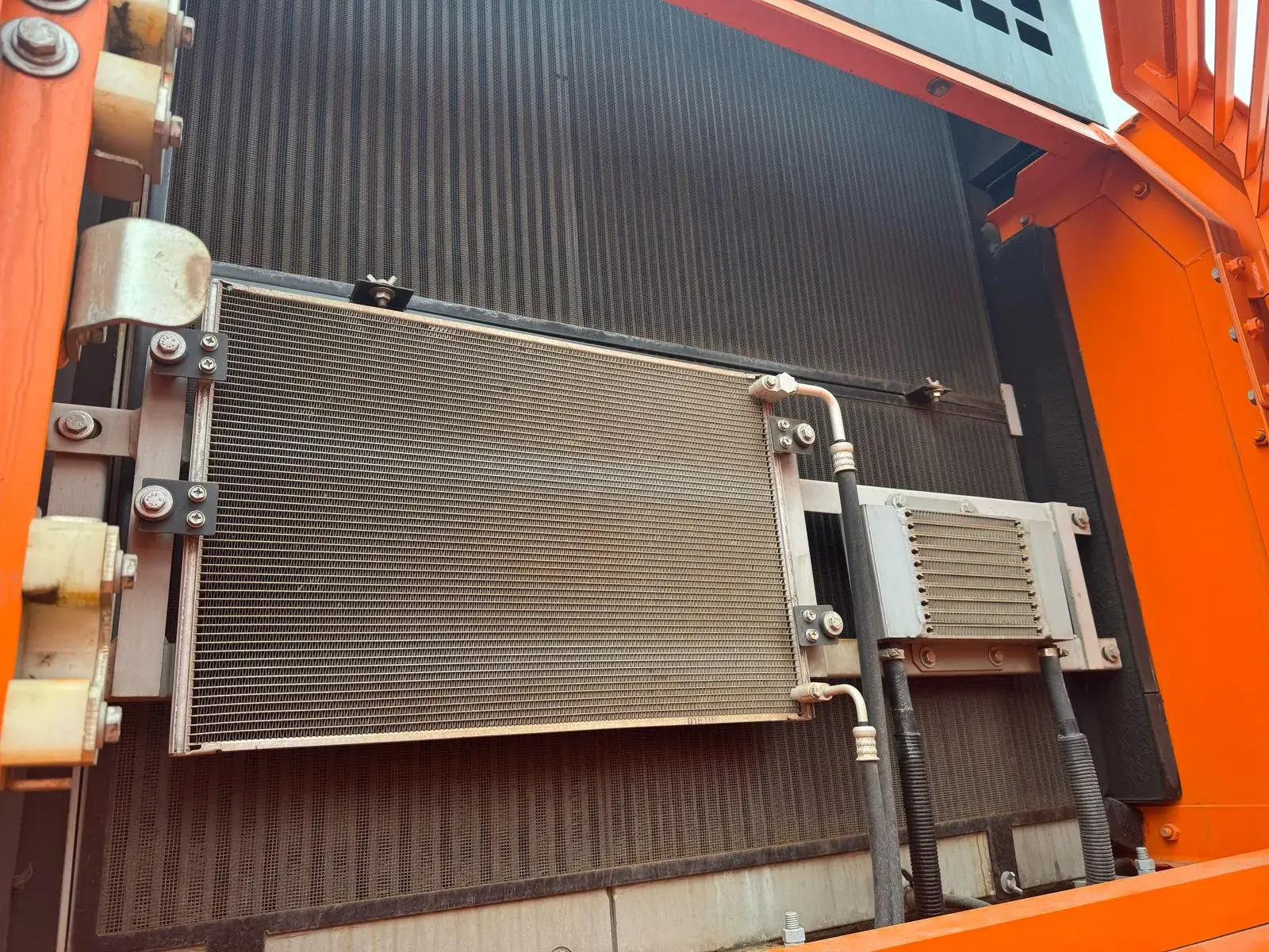 Гусеничный экскаватор LONKING CDM 6550