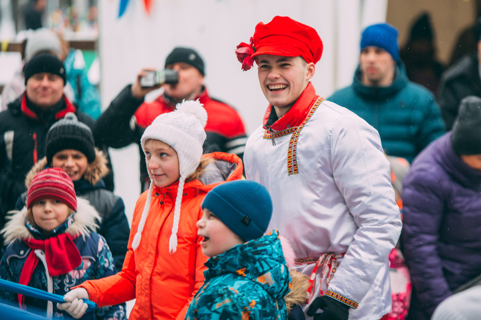 Массовые мероприятия в москве сегодня. Перовский парк праздник.