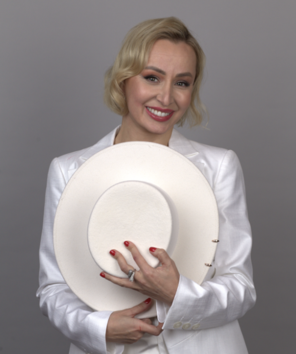 Елена Родионова