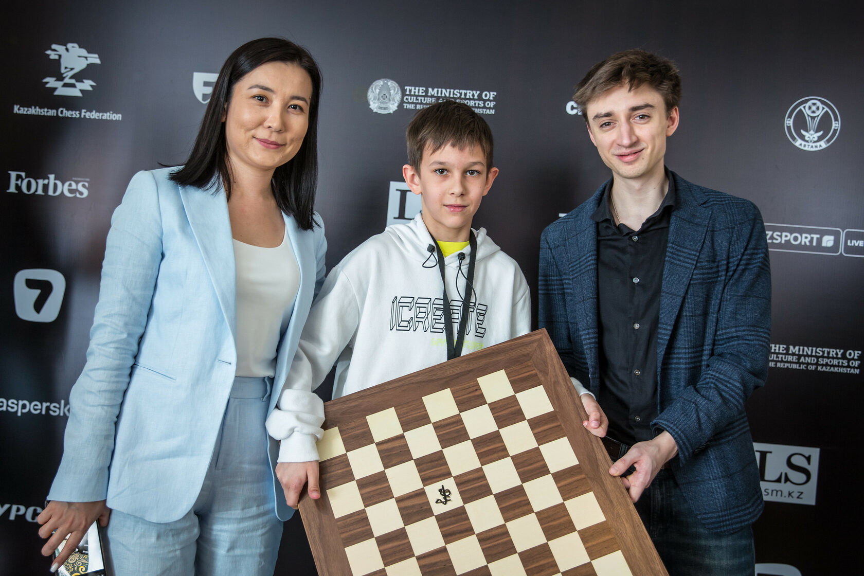 FIDE - International Chess Federation - Russian grandmaster Daniil Dubov is  the World Rapid Champion 2018! Clear first with 11 out of 15, undefeated.  Congratulations! Full results