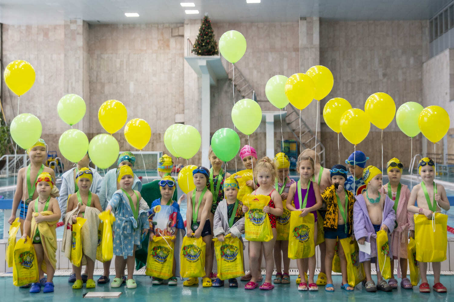 Результаты соревнований по плаванию 2022 для малышей от 3 лет и детей от 5 до 16 лет в Москве от школы плавания Strong Swim