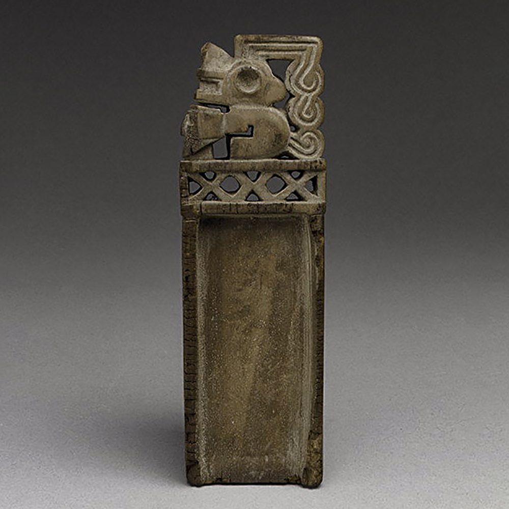 Нюхательная ложечка. Тиуанако, 4-8 вв. н.э. Коллекция Metropolitan Museum of Art.