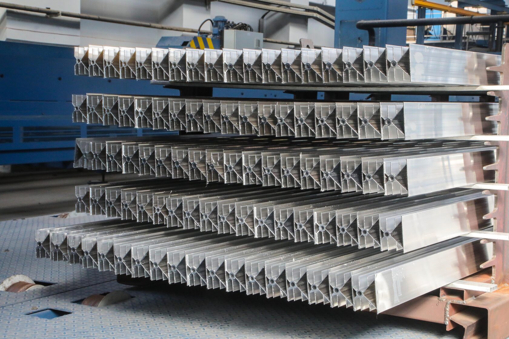 Производство секционных алюминиевых радиаторов Термал.