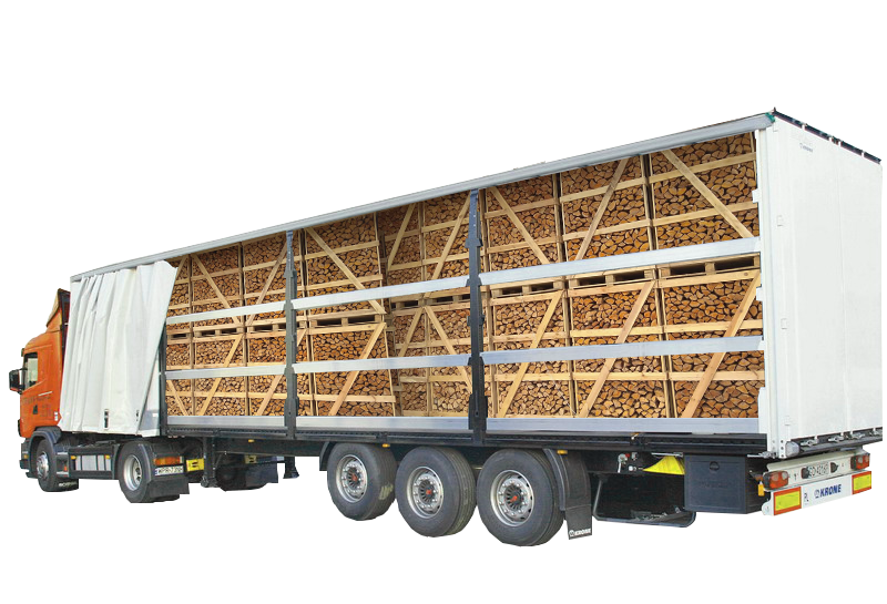 фура груженая колотыми дровами