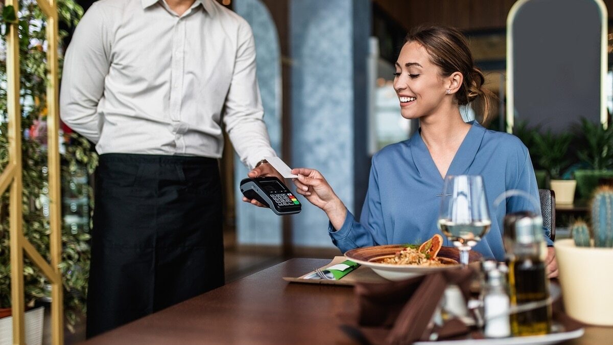 оплата в ресторане