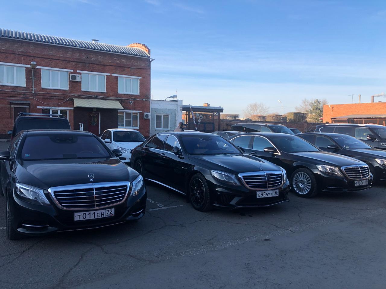 Цлс венггалби. Мерседес рамзана кадырова. Цлс венггалби. Ахмед алиасхабов wengallbi. Бугатти рамзана кадырова.