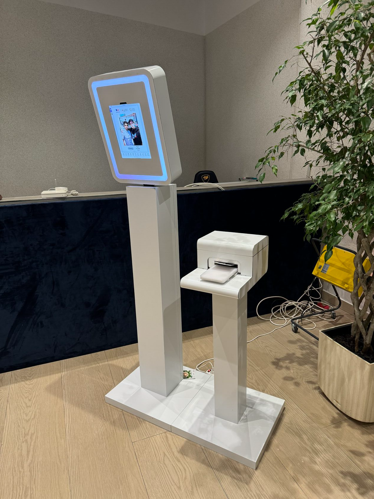 Интерактивный киоск Предсказатель