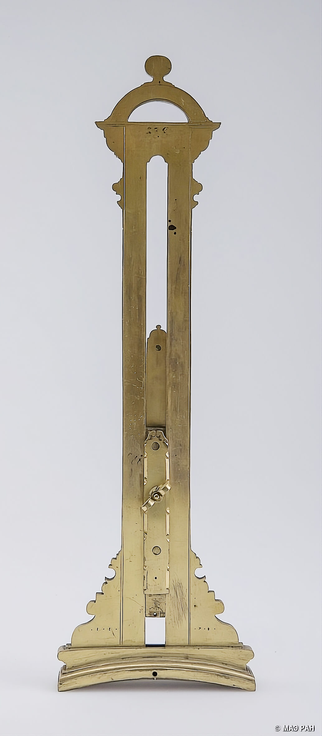 Gunner's sight (reverse side). 1578. Kunstkamera, St. Petersburg.