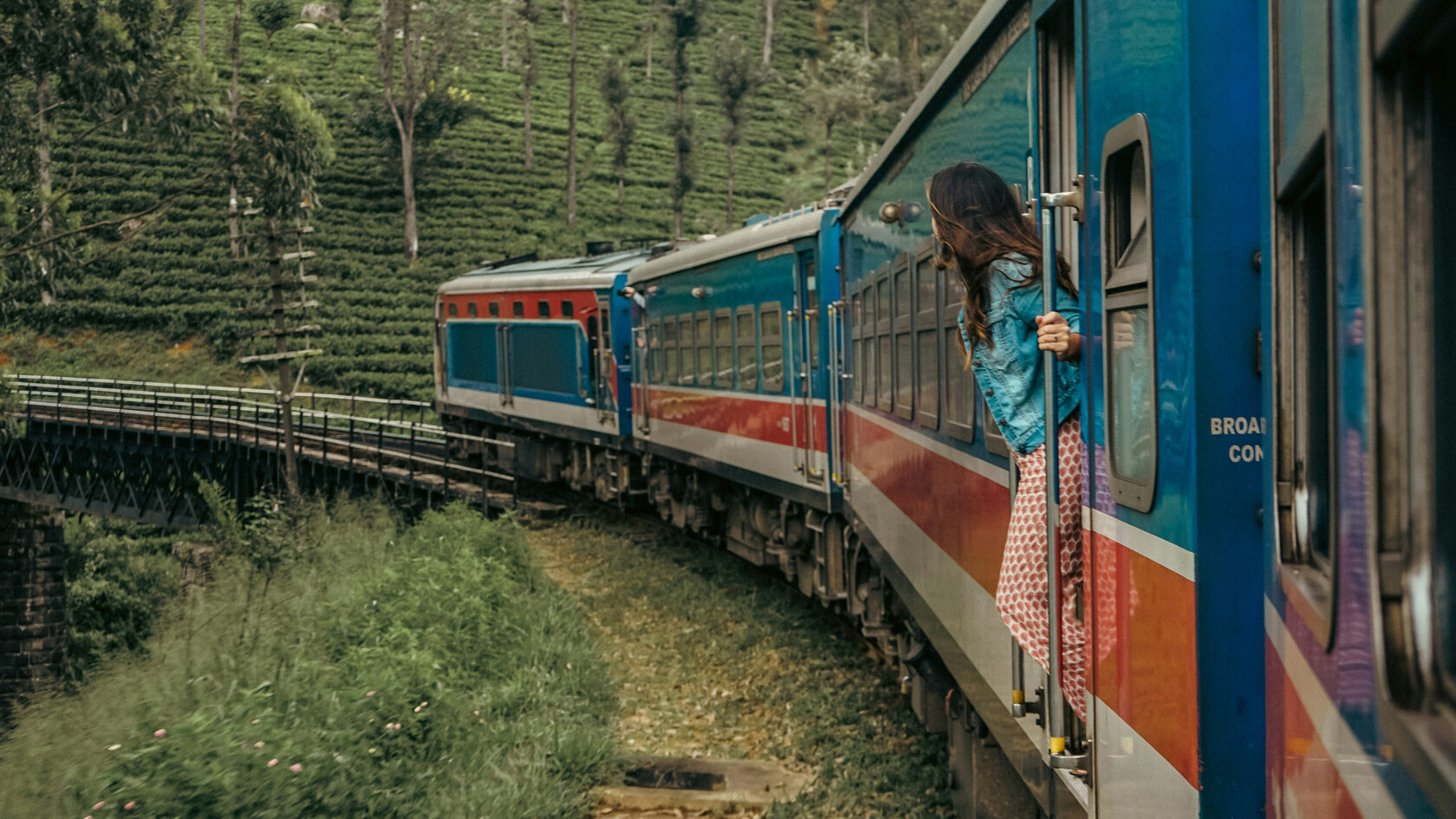 Поезд из Канди в Эллу. Шри-Ланка