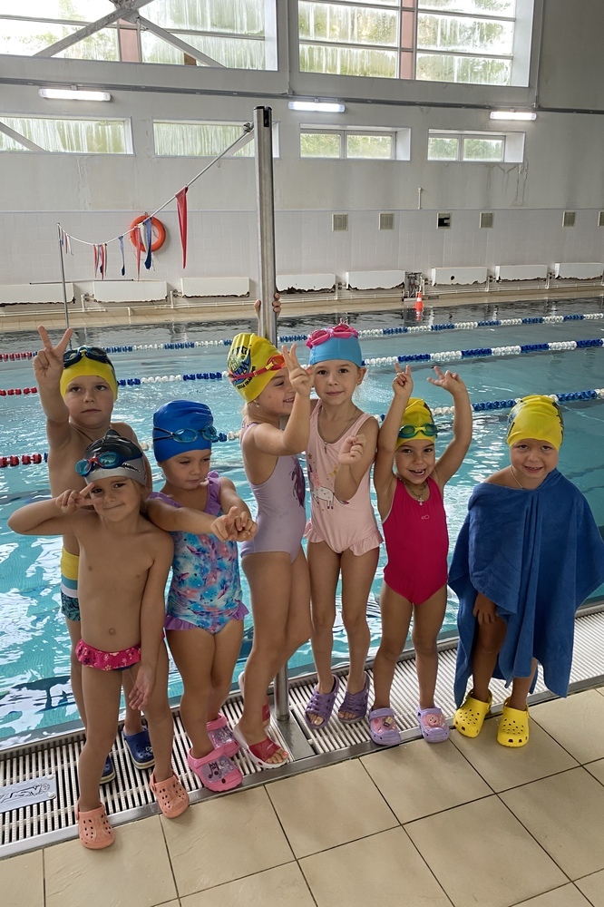Детская школа плавания Strong Swim: обучение плаванию грудничков, малышей 1, 2, 3 года, детей до 15 лет и взрослых в Москве