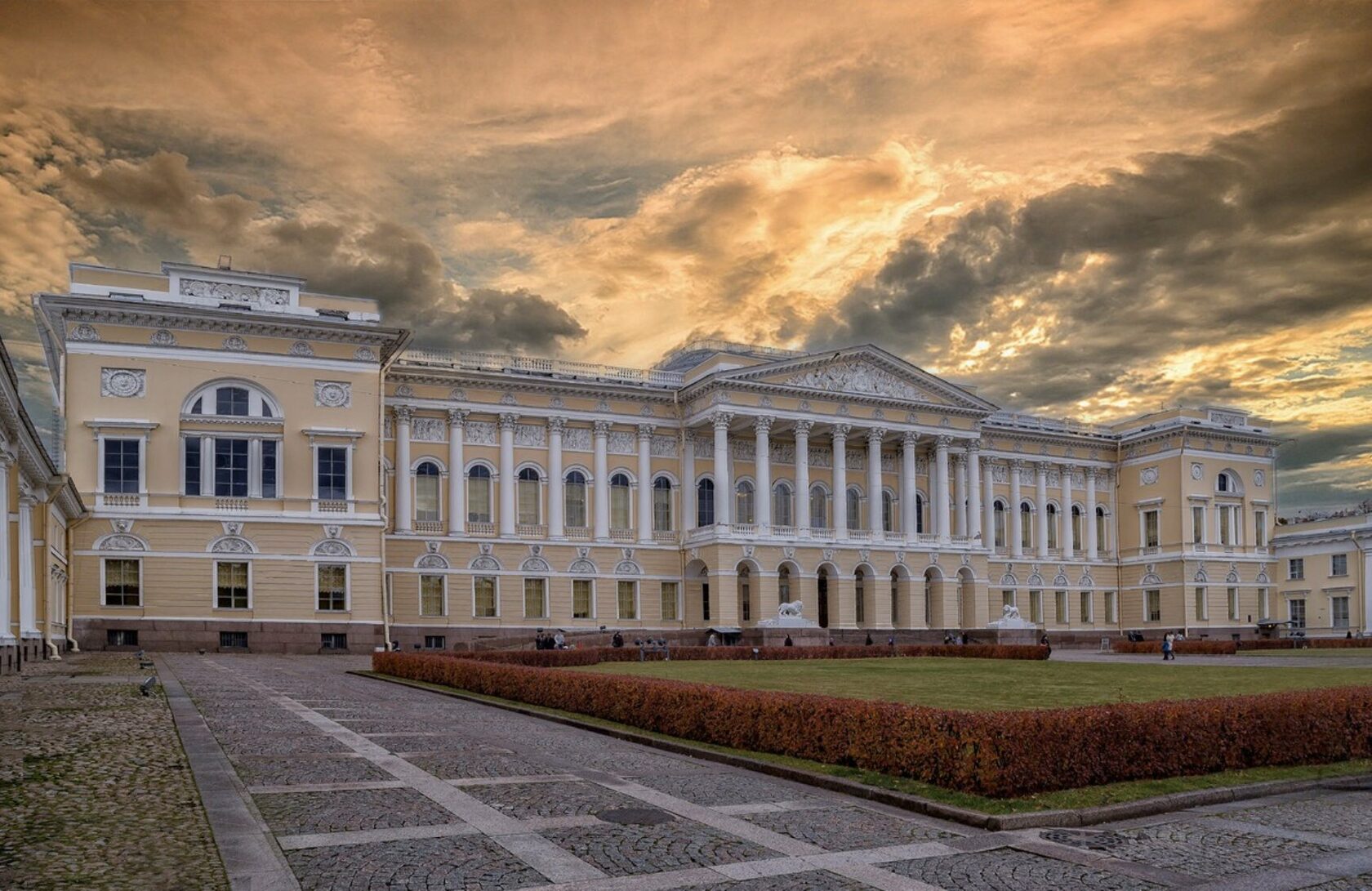 В с петербурге русский музей