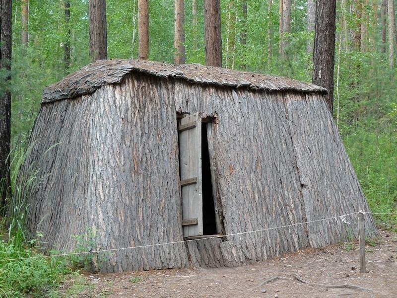 Балаган в лесу