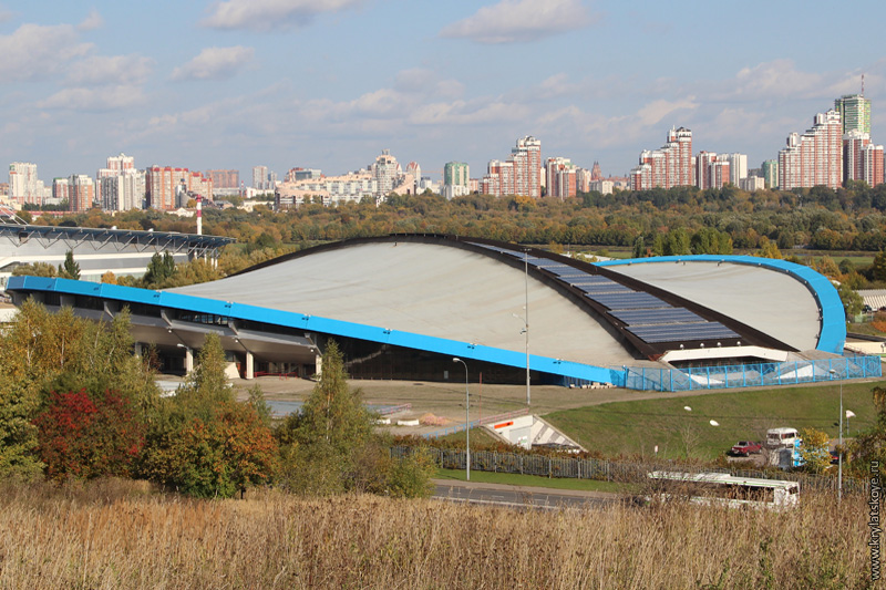 Ельцинский дом в крылатском фото