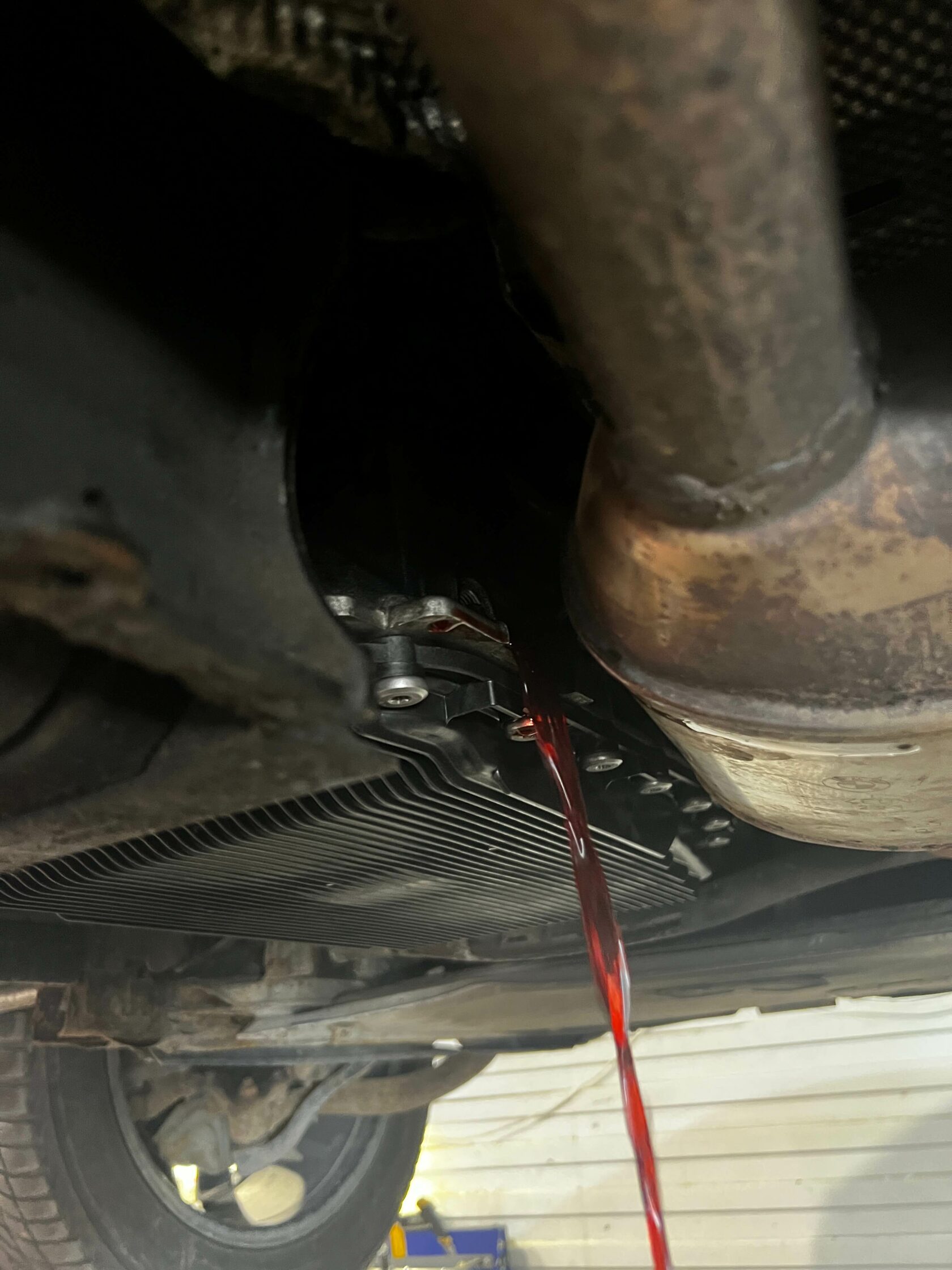 Корректировка уровня масла в АКПП