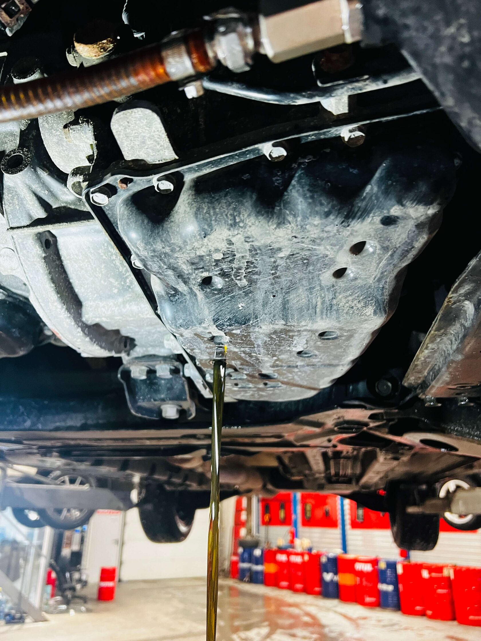 Слив старой жидкости из картера вариатора