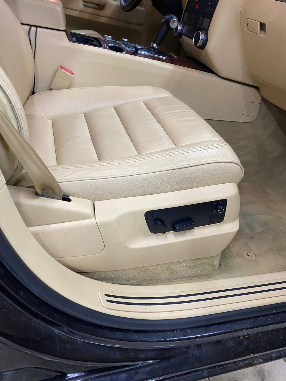 Химчистка автомобиля в СПб по лучшей цене | Химчистка салона акция