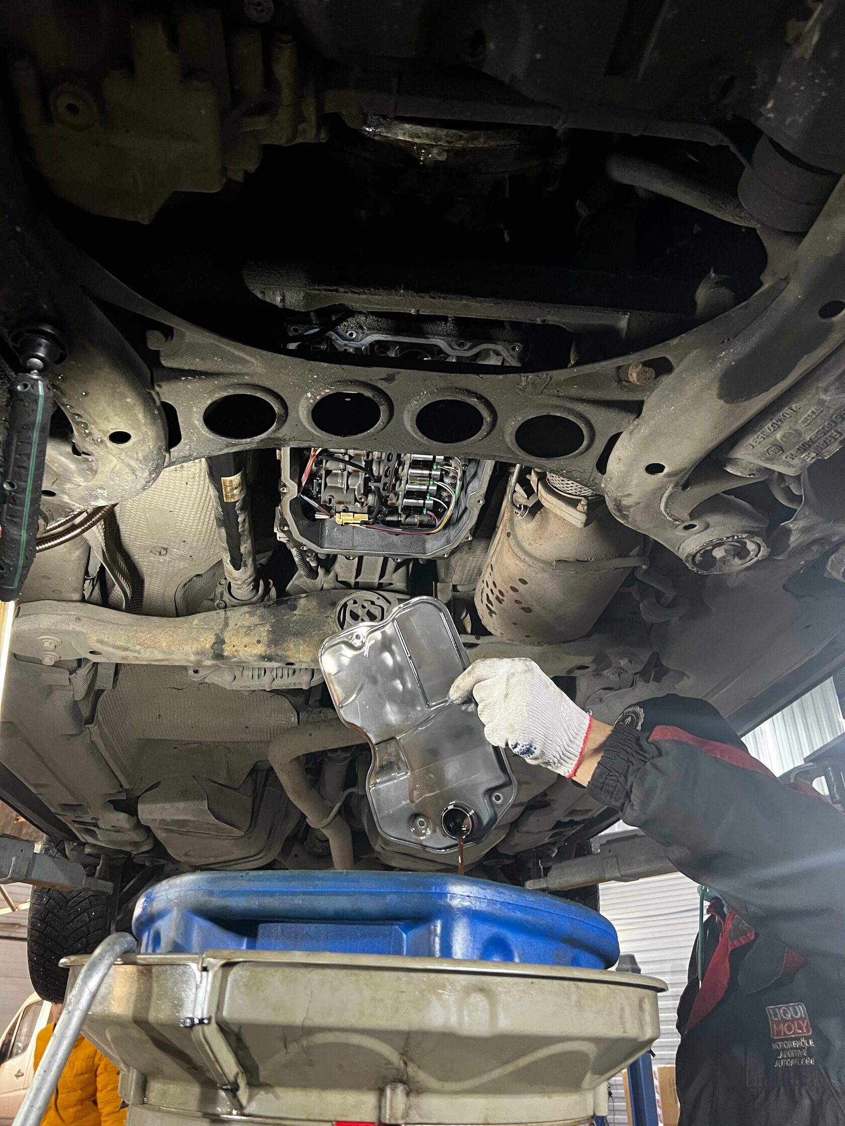 Снятие фильтра АКПП Aisin