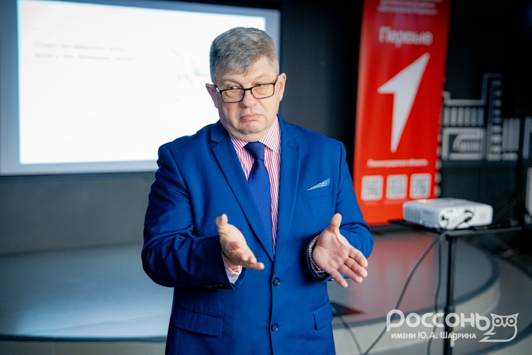 Борис Викторович Куприянов Доктор педагогических наук, профессор Московского городского педагогического университета, Ведущий научный сотрудник Научно-исследовательского финансового института Министерства финансов Российской Федерации.