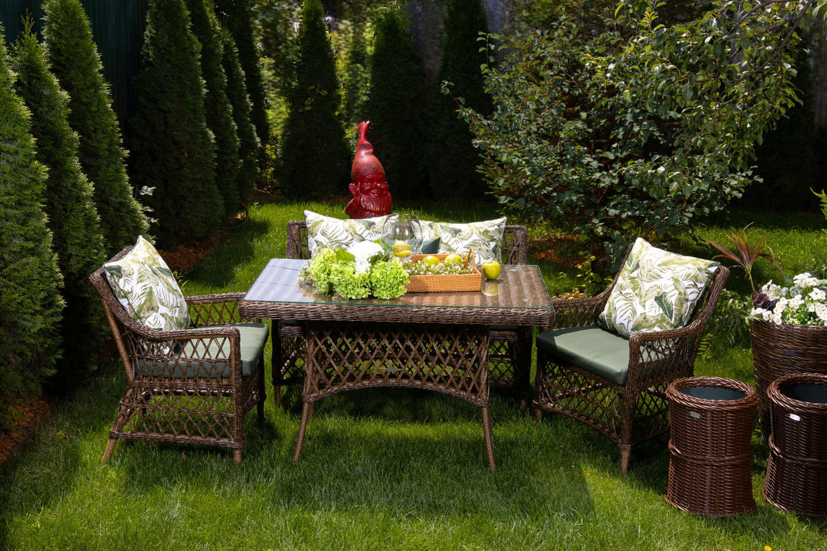 Обеденные группы из искусственного ротанга от Malacca