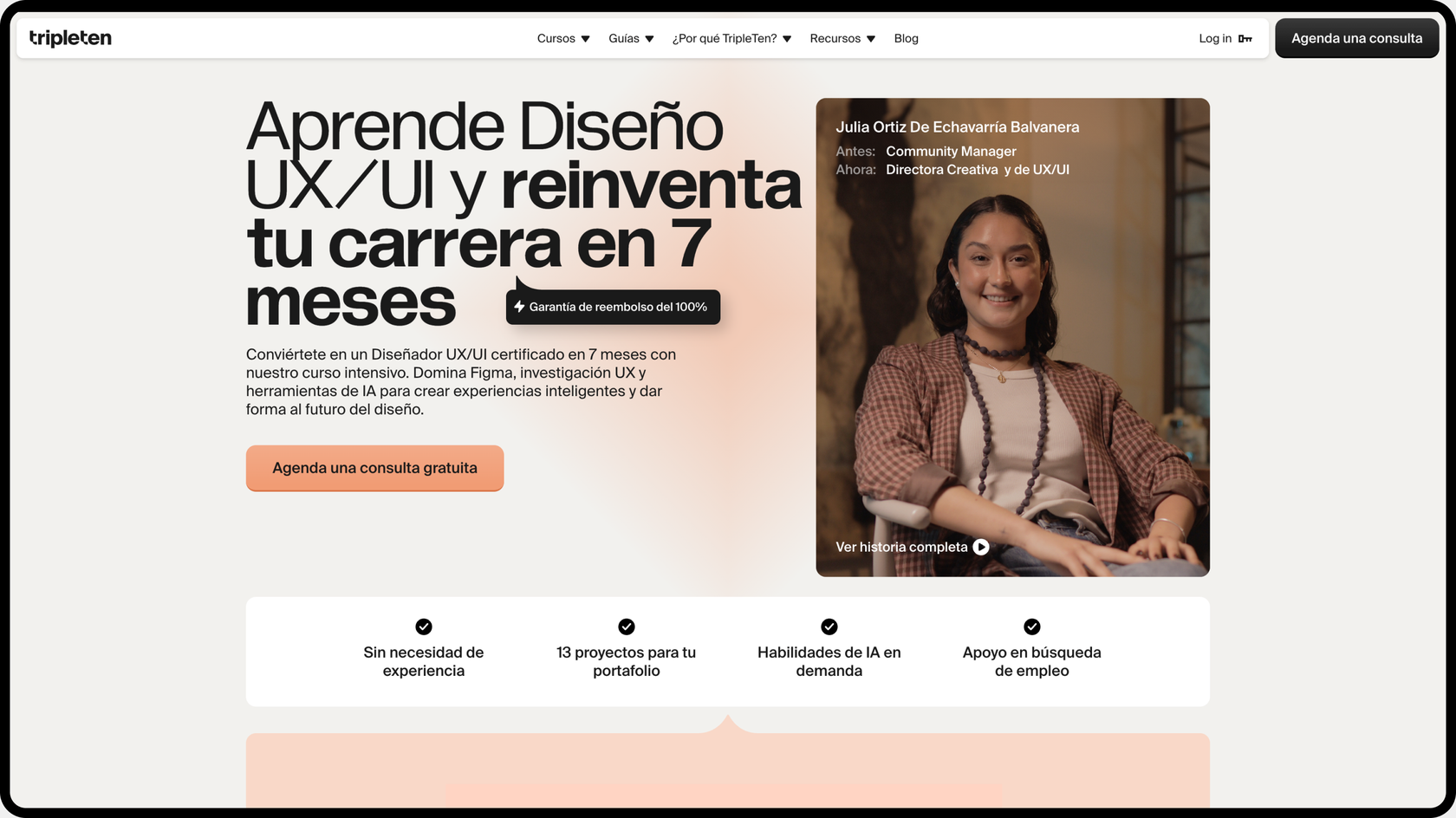 TripleTen Latin America UX/UI Design program page, &ldquo;Aprende Dise&ntilde;o UX/UI y reinventa tu carrera en 7 meses&rdquo;, with graduate Julia Ortiz De Echavarr&iacute;a Balvanera