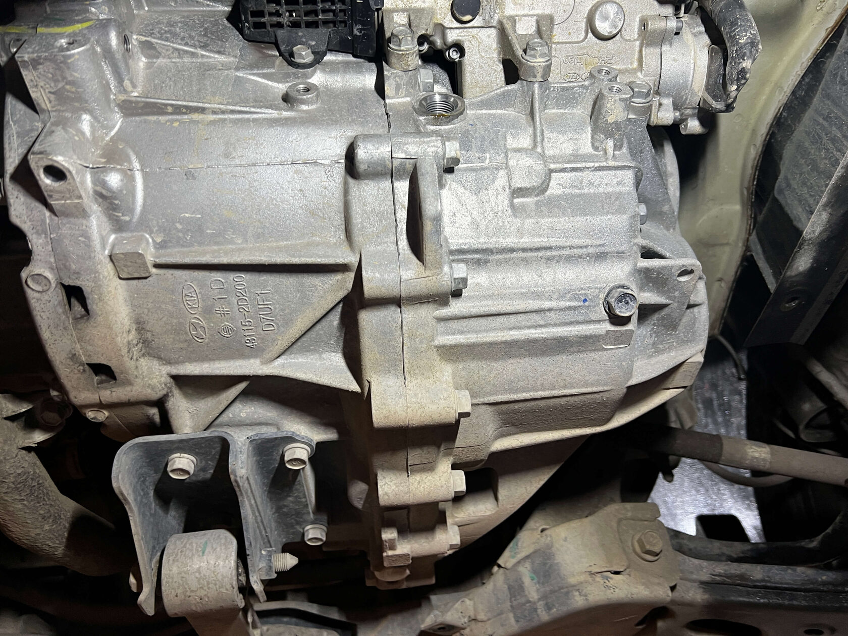 Внешний вид роботизированной коробки DCT D7UF1