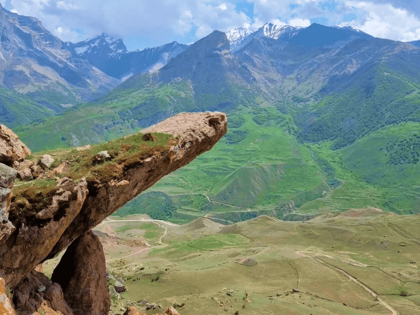 Безенгийский язык тролля Кабардино