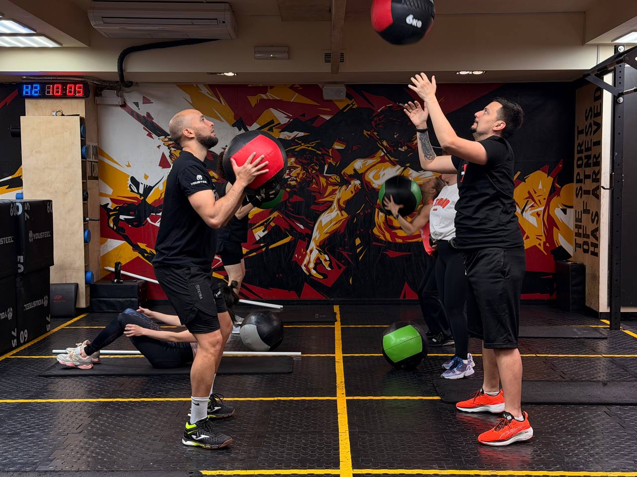 Групповая тренировка для начинающих в CrossFit Center Rostov