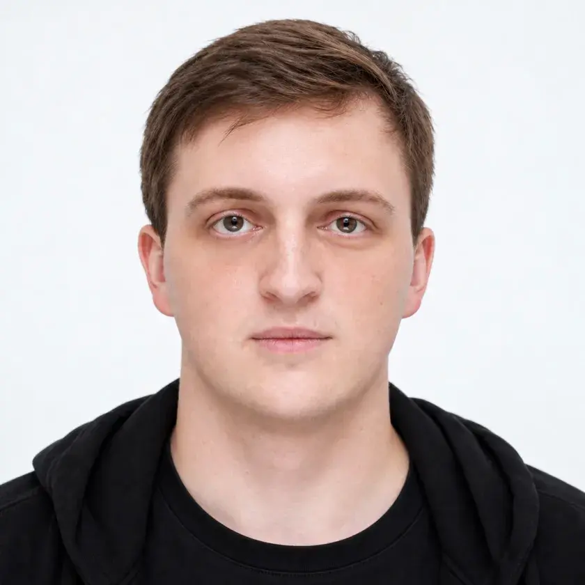 Александр Саркисов