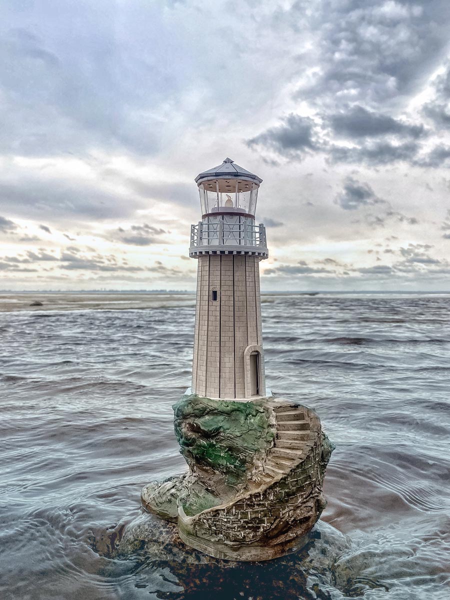 Маяк на скале в заливе Турлитис [Faro Tourlitis Lighthouse] (возле острова  Андрос, Греция) в масштабе 1:100 (GOGOL SHOP)