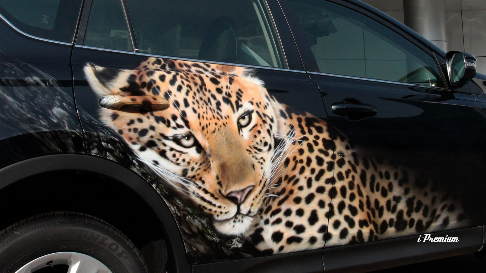 Аэрография на авто леопард