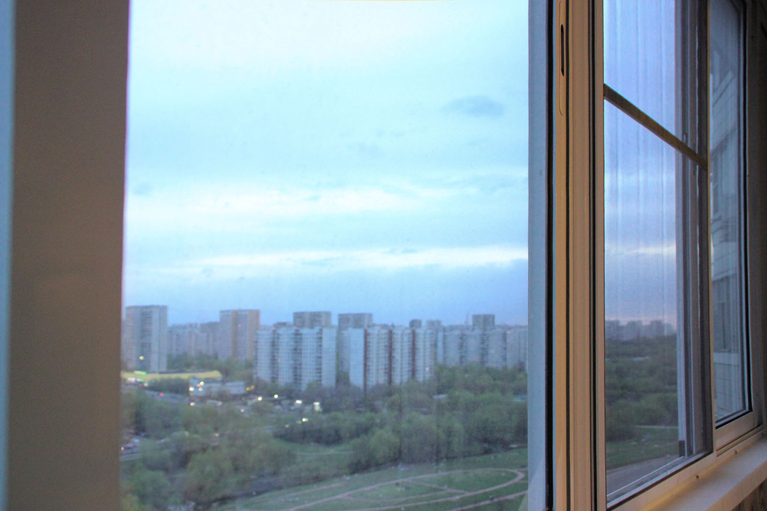 Остекление и утепление лоджии на ул. Авиационной - фото работ.