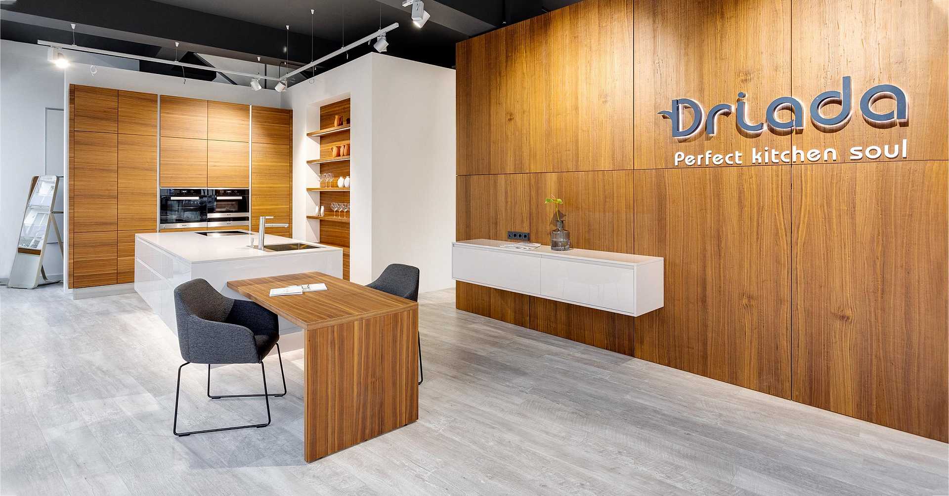 Дриада спорт. Дриада кухни лого. Дриада спорт лого. Кухня Дриада Ronda фото.