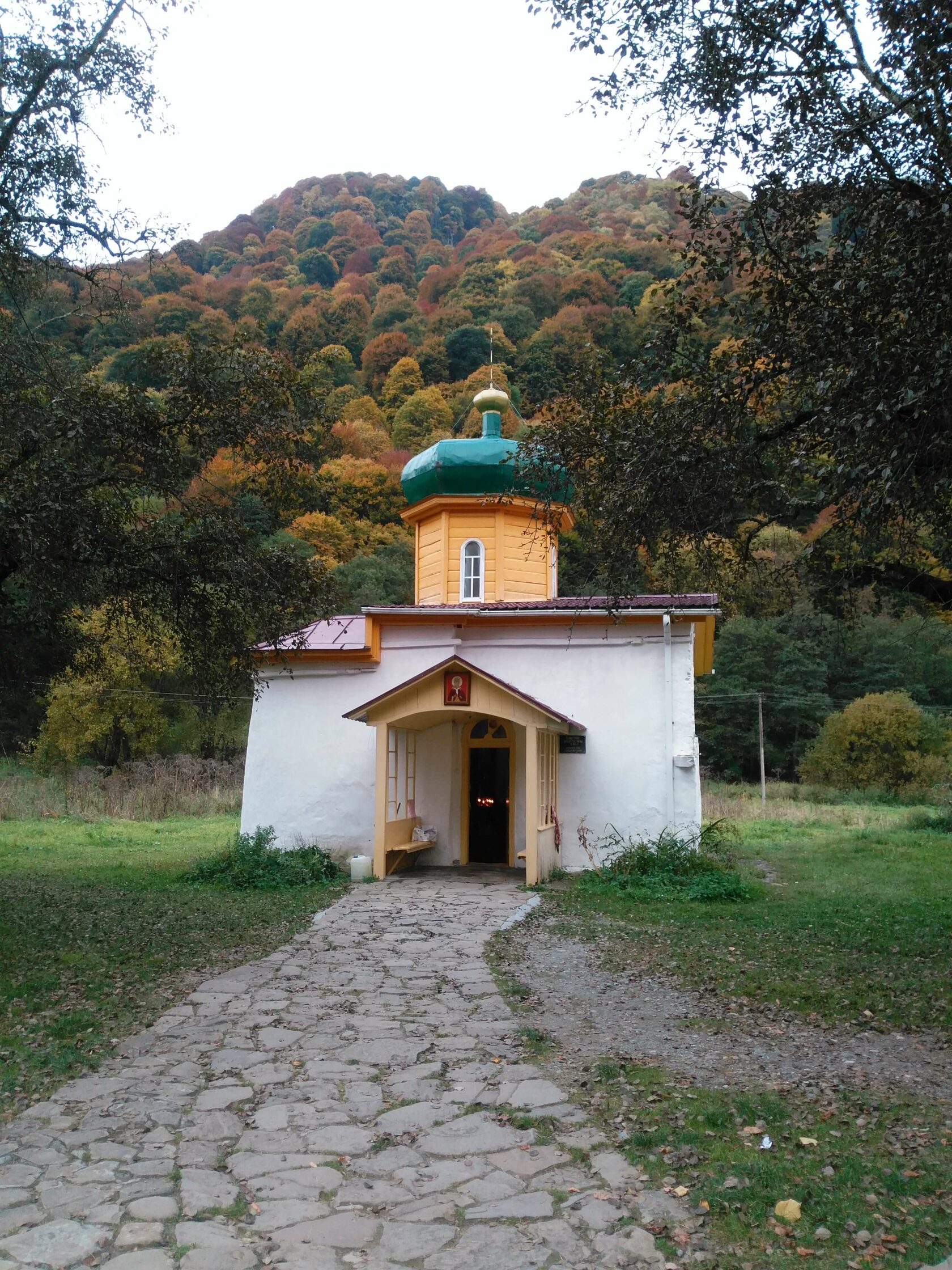 Южный Ильинский храм Нижний Архыз